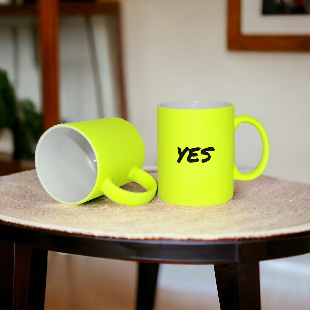 Cană Neon Galbenă Personalizată - Unică și Modernă - Cadouri Personalizate
