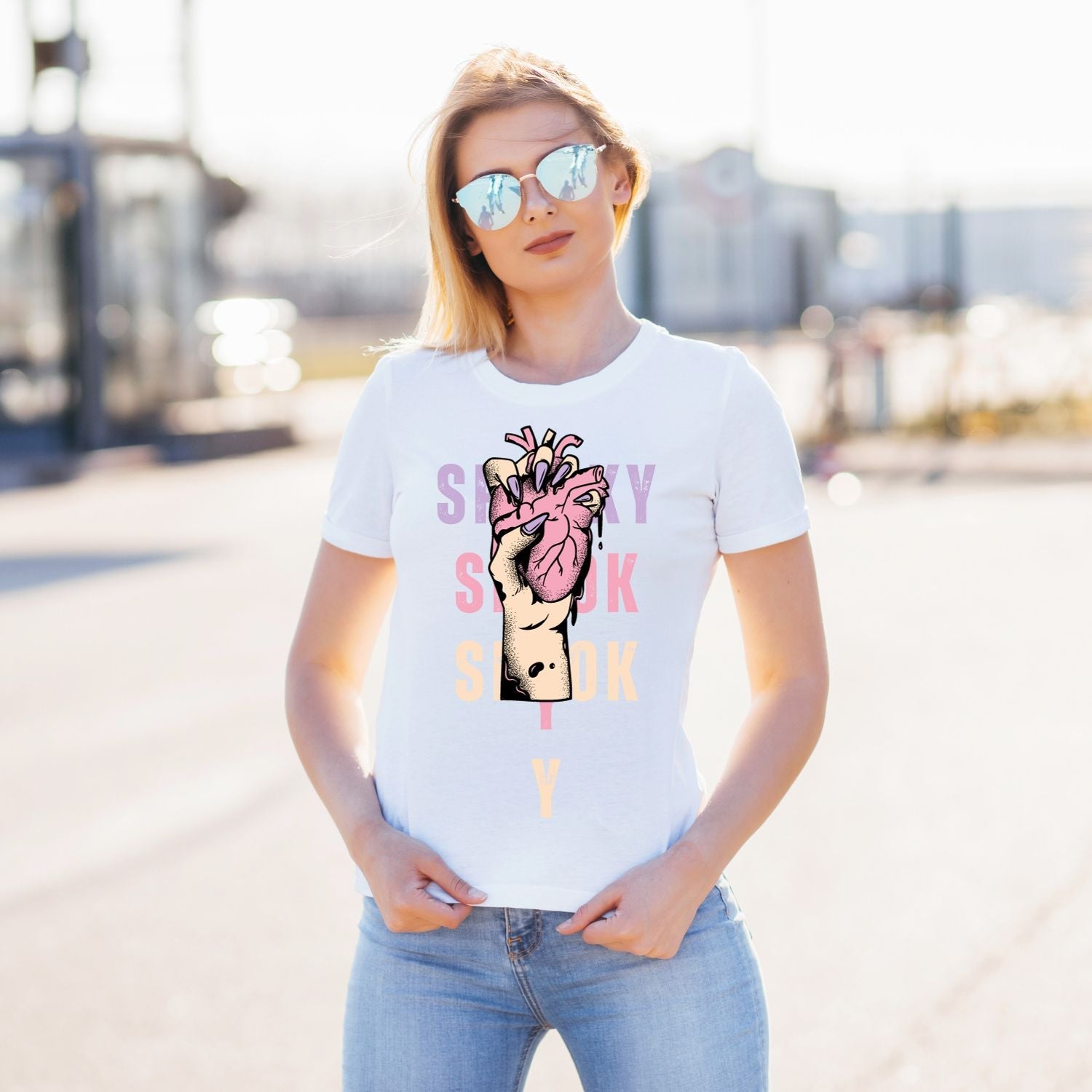 Tricou "hand heart" - Cadouri Personalizate