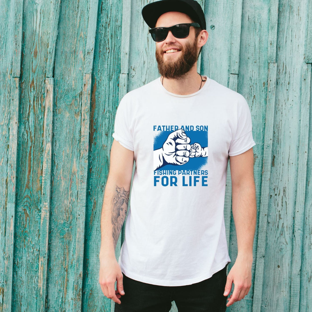 Tricou personalizat Fishing partners - Cadouri Personalizate