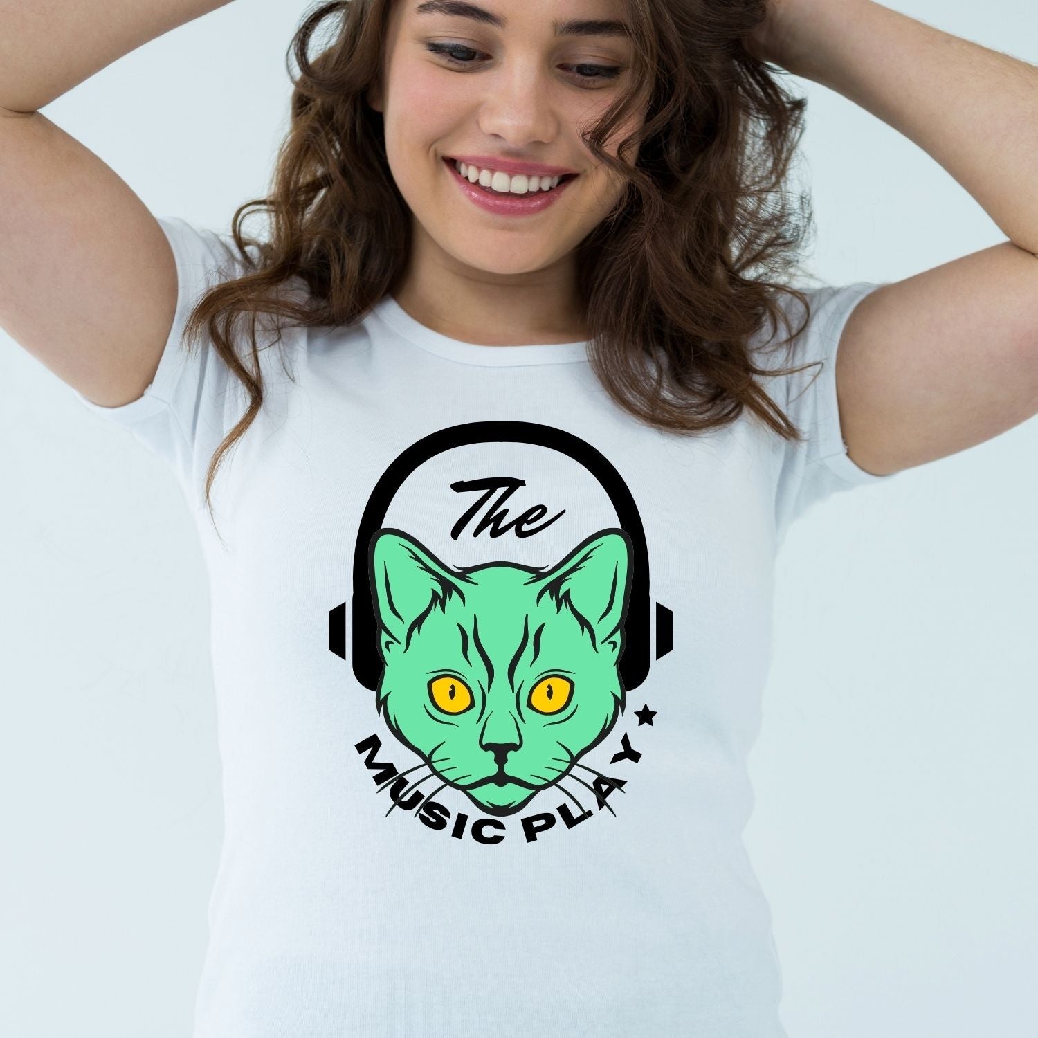 Tricou "the music play" - Cadouri Personalizate