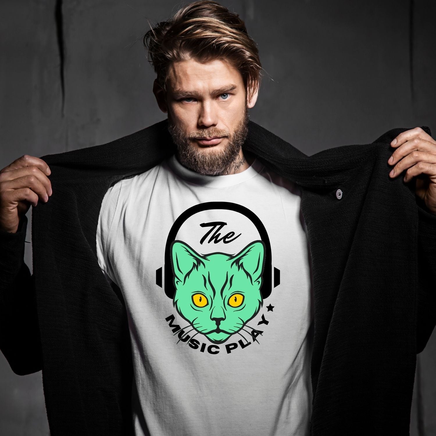 Tricou "the music play" - Cadouri Personalizate