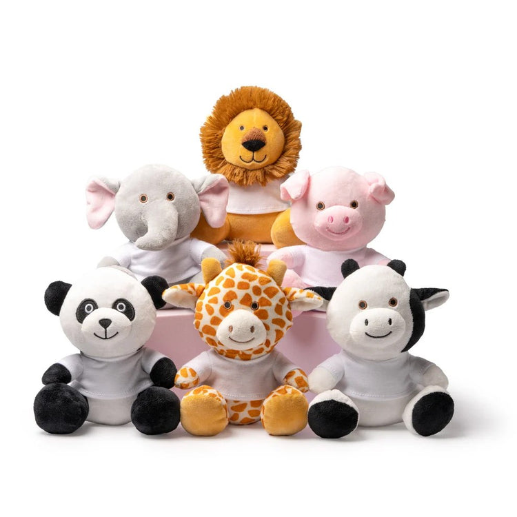 Grup de animale de pluș cu tricouri albe personalizabile, inclusiv o văcuță alb cu negru