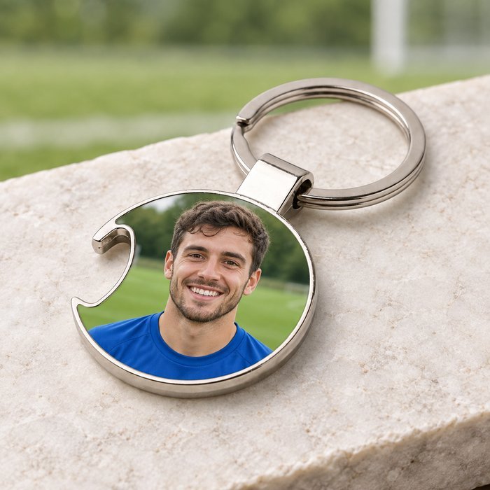 Breloc metalic minge de fotbal personalizat cu poză - Atelier Magic