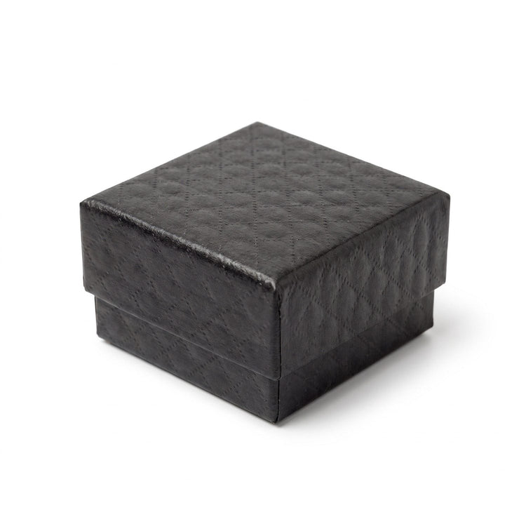Cutie de carton negru inclusă pentru colierul cub personalizat