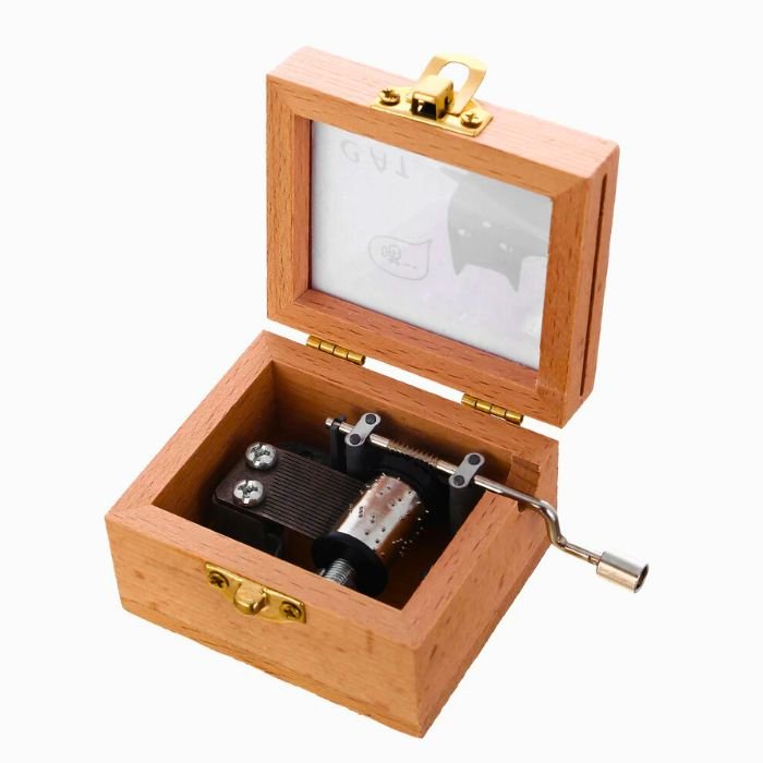 Cutiuță Muzicală din Lemn Personalizabilă - Atelier Magic