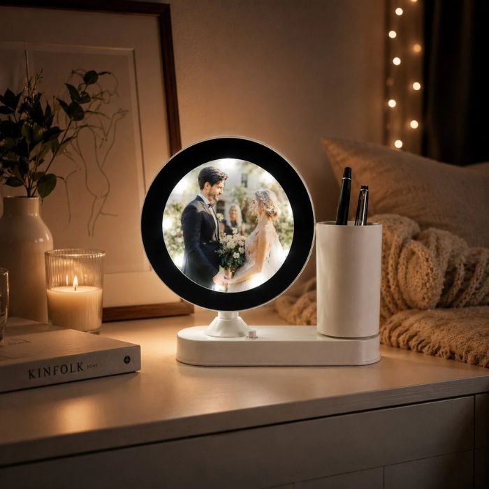 Oglindă Magică cu Suport de Pixuri Personalizată - Atelier Magic