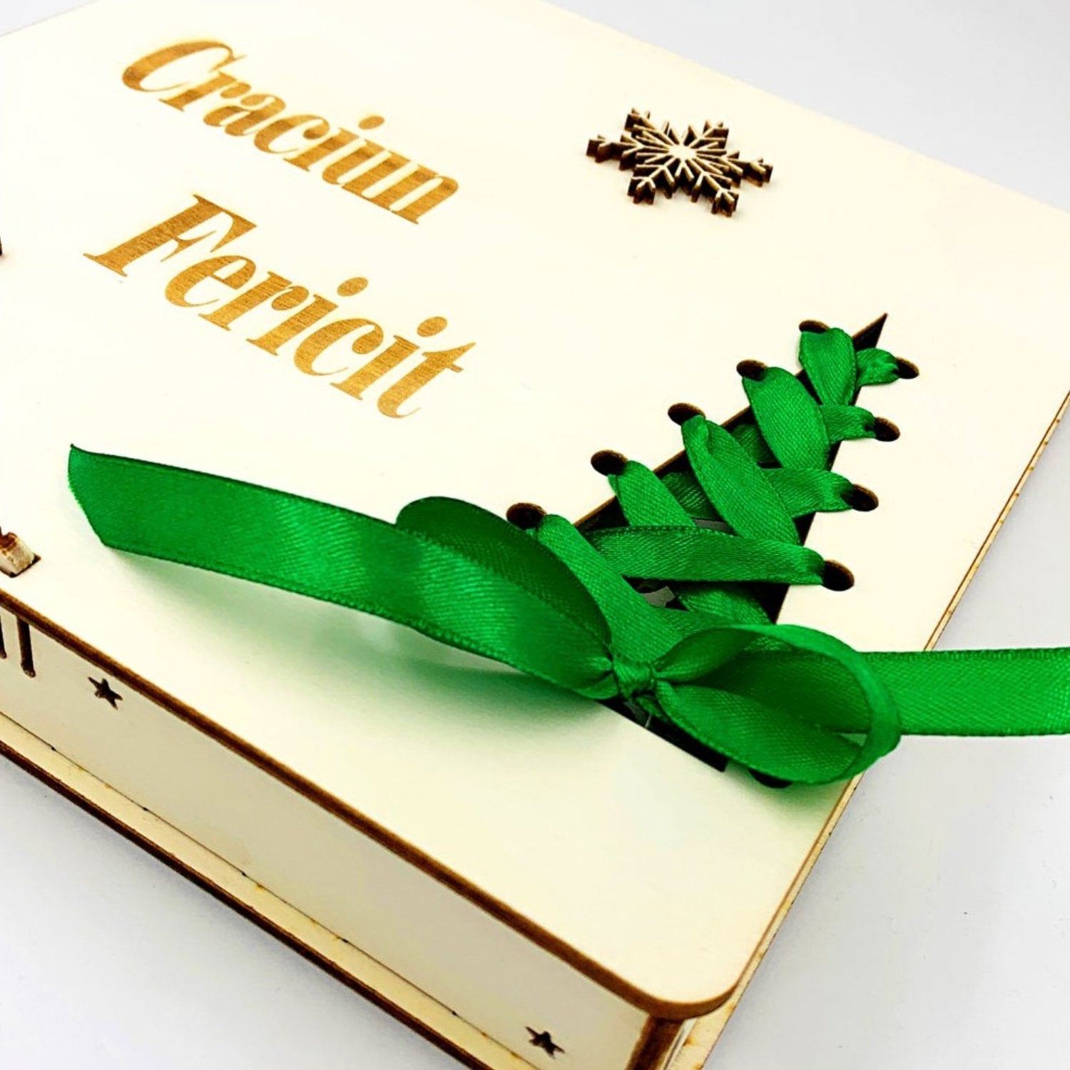 Cutie cu 16 ornamente de Crăciun - Cadouri Personalizate