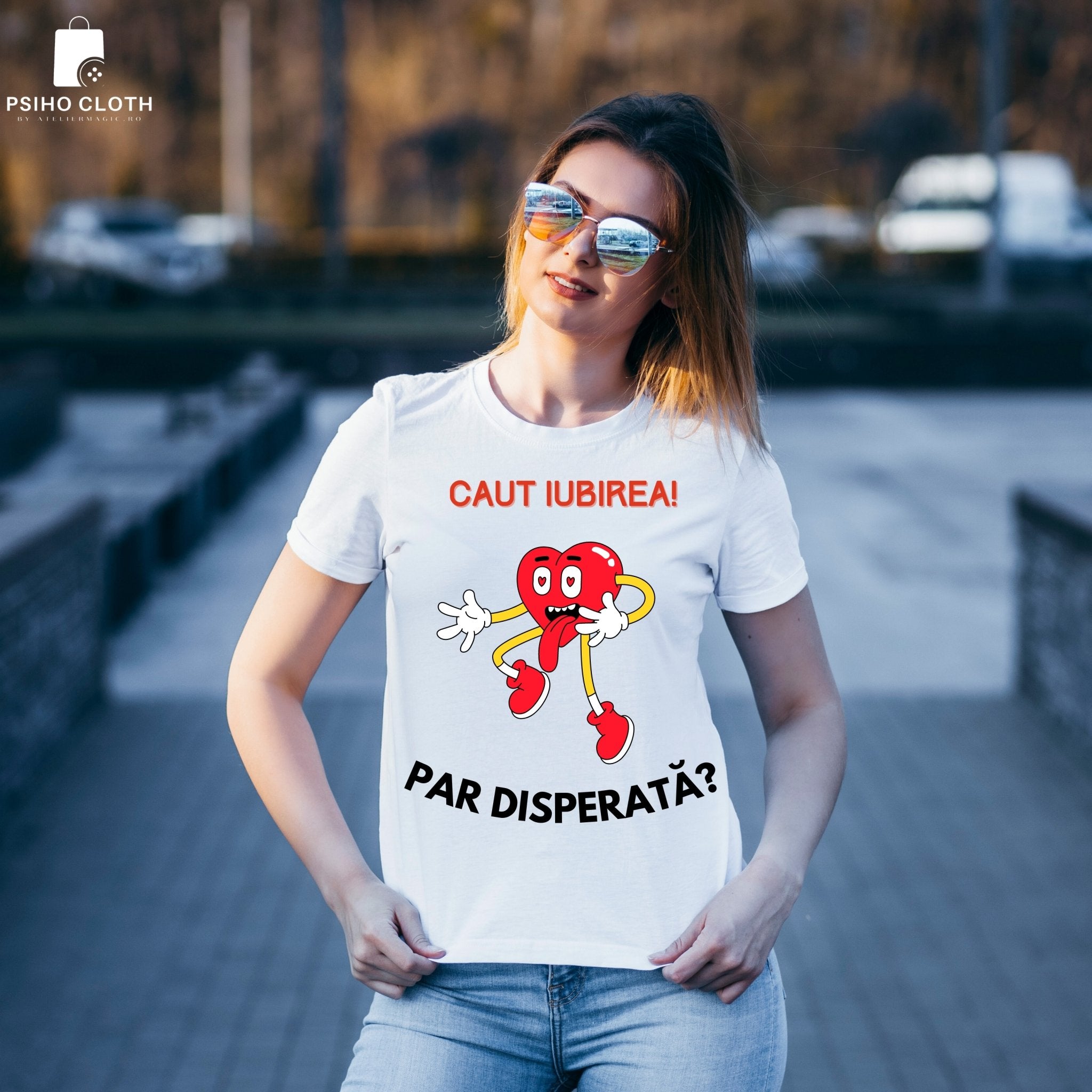 Tricou "Caut iubirea" - Cadouri Personalizate