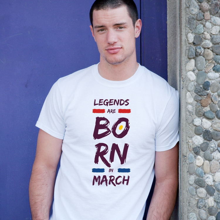 Tricou "Legends are born in march" - Cadouri Personalizate