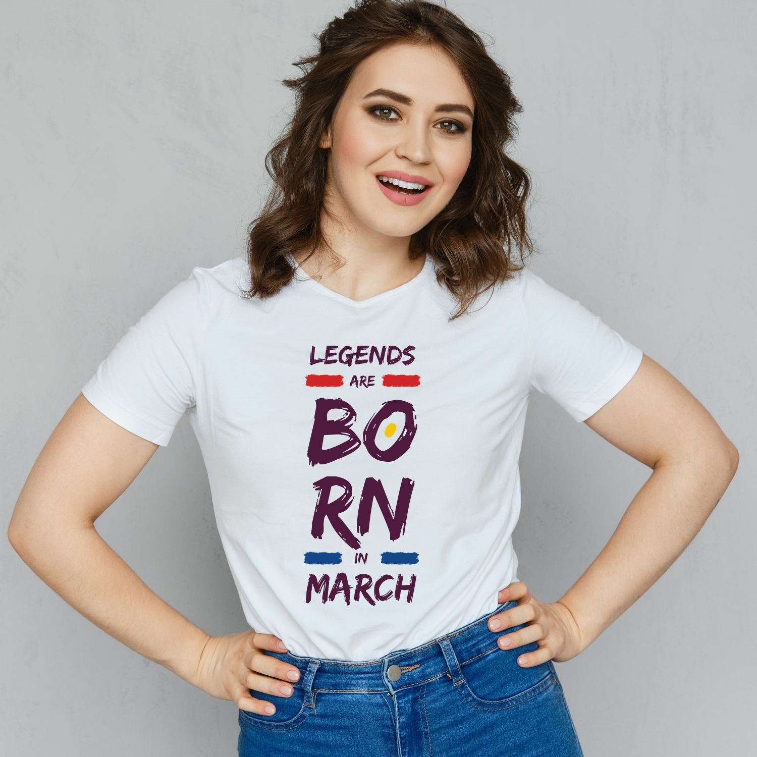 Tricou "Legends are born in march" - Cadouri Personalizate