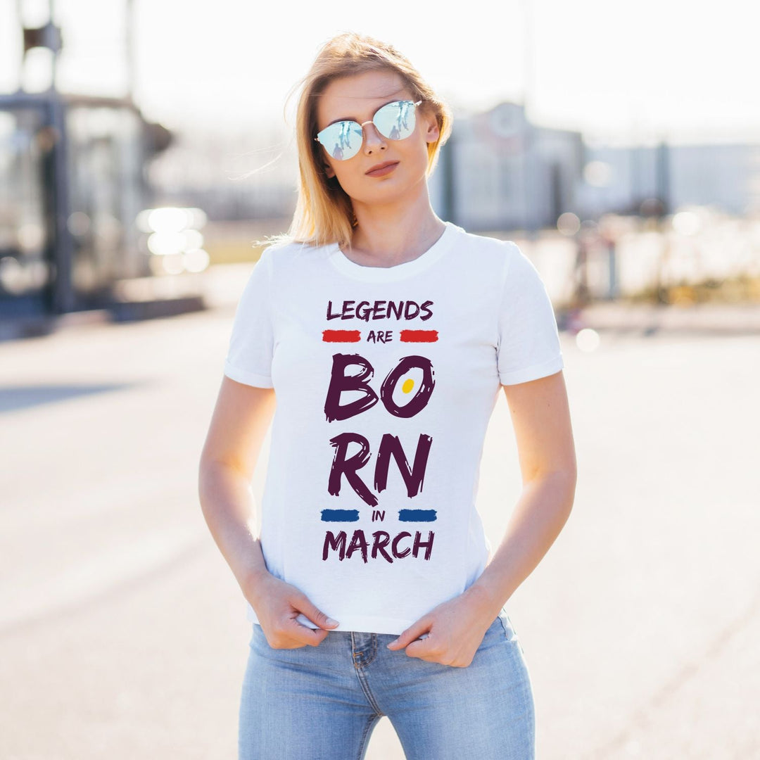 Tricou "Legends are born in march" - Cadouri Personalizate