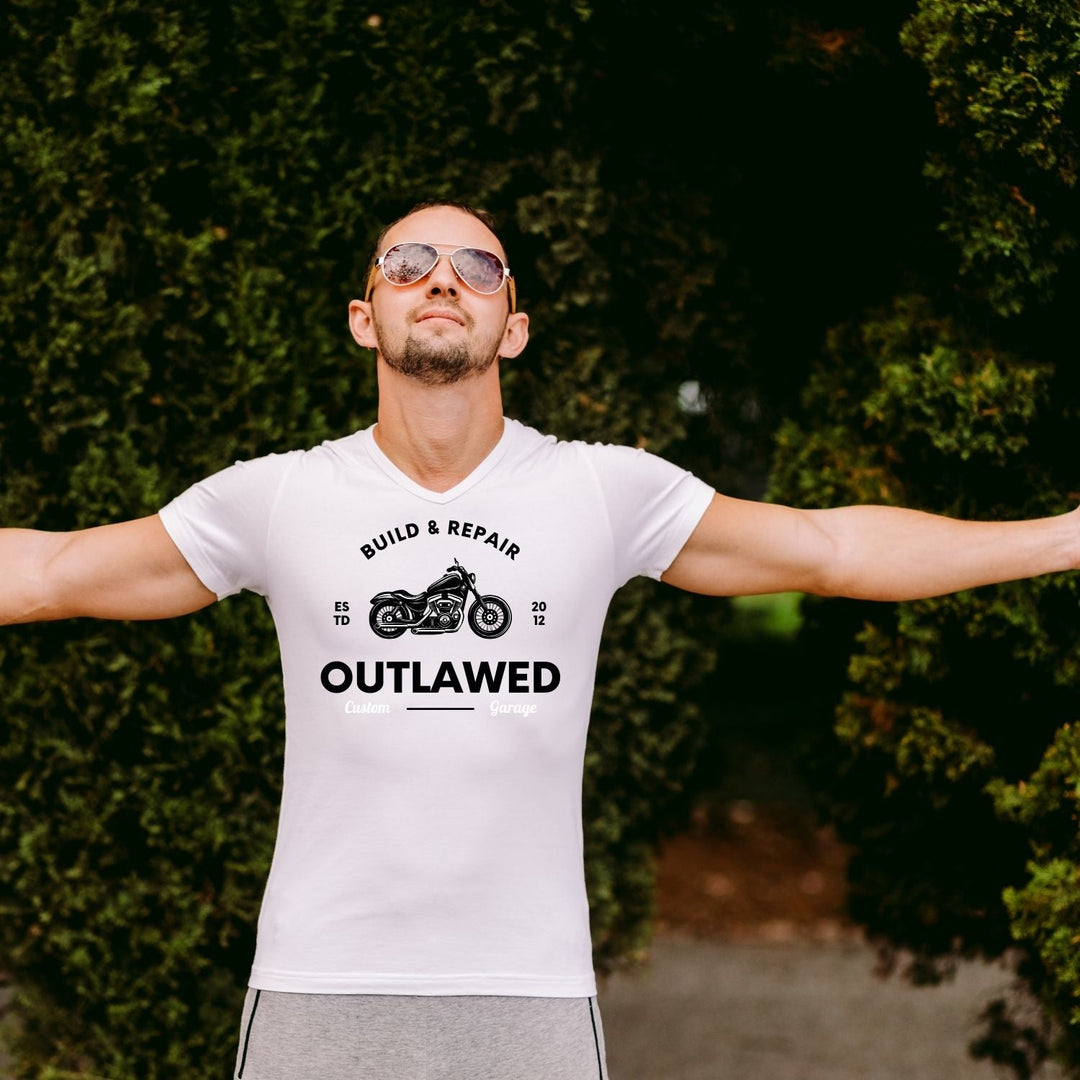 Tricou "outlawed" - Cadouri Personalizate